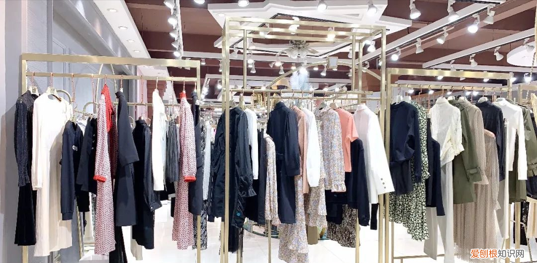 三彩女装品牌介绍