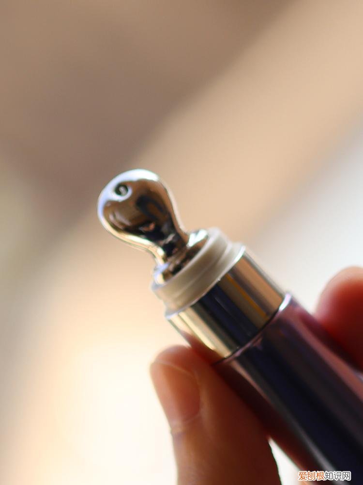 补水保湿效果好的眼霜推荐：很滋润，去黑眼圈干纹、细纹