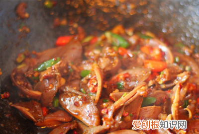 鸭胗怎么炒最好吃，鸭肫怎么炒又好吃又嫩