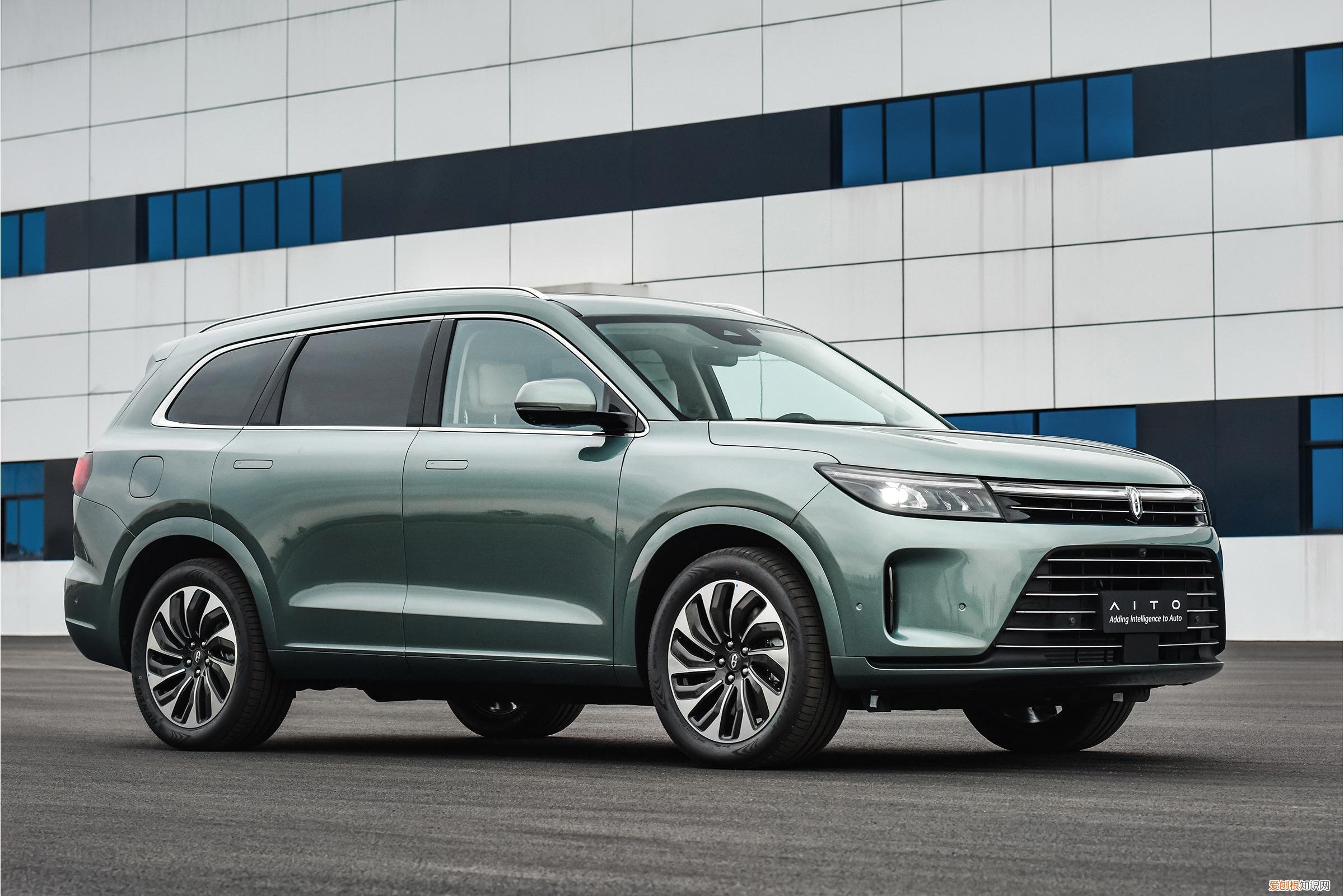 华为问界M5 EV、问界M7车型调价