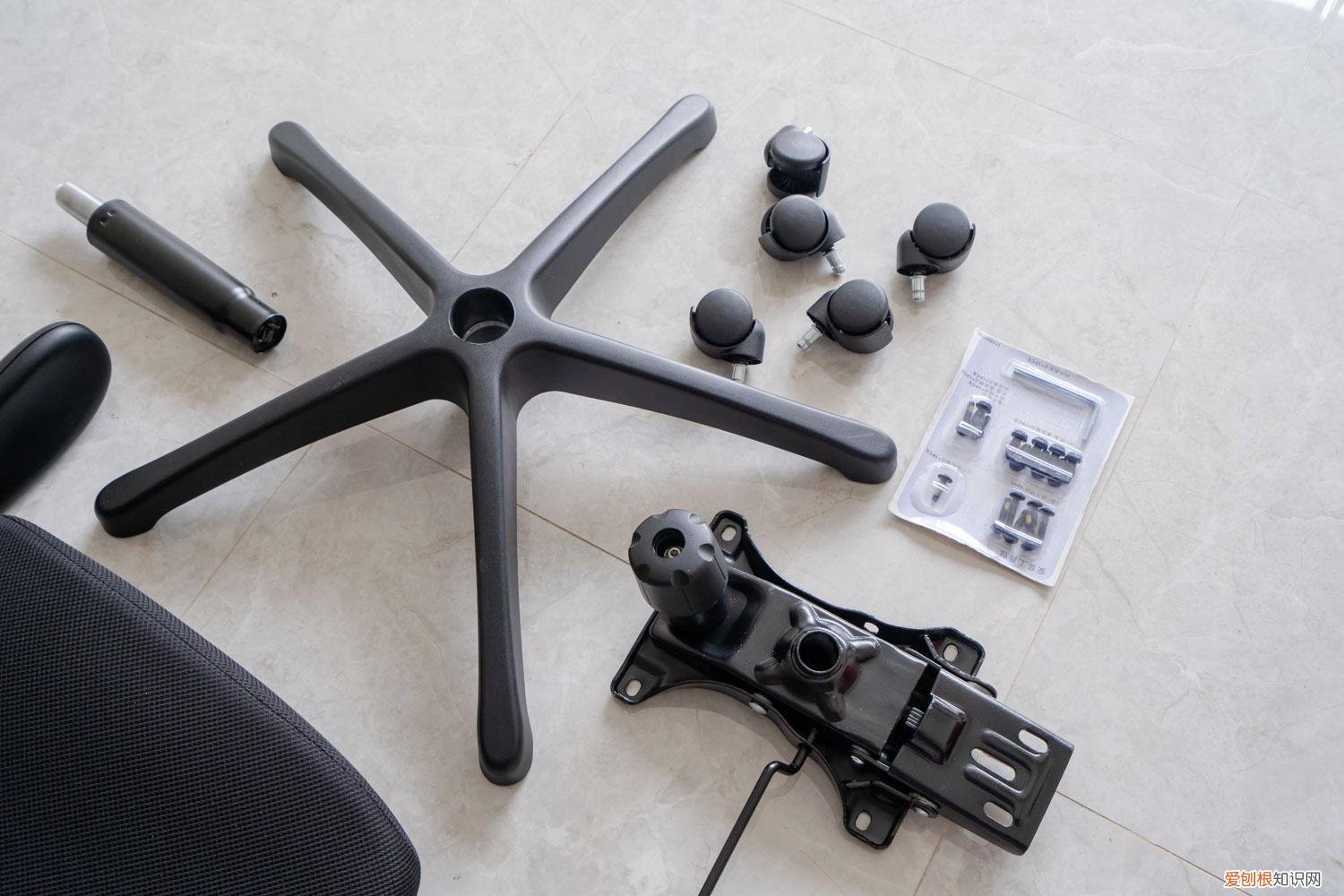 永艺人体工学椅评测：精准贴合，放松肌肉，久坐办公也轻松