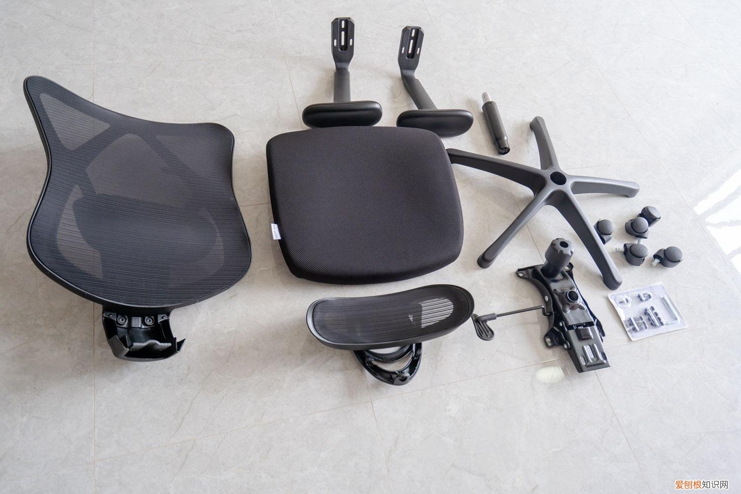 永艺人体工学椅评测：精准贴合，放松肌肉，久坐办公也轻松