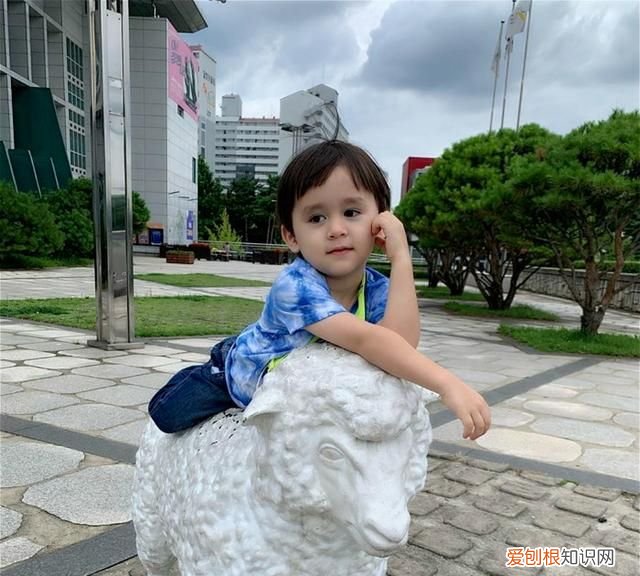 超人回来了本特利去私塾是哪一集