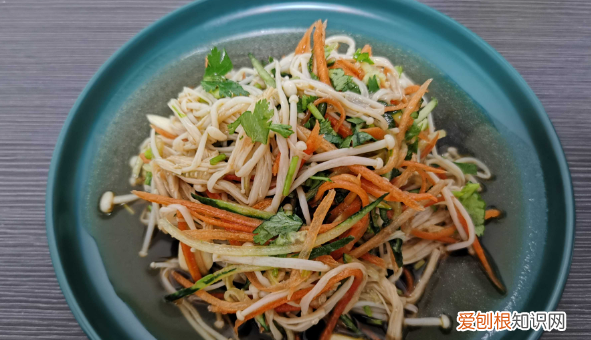 凉拌金针菇的做法,凉拌菜土豆金针菇的做法