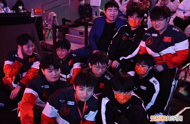 ag菲姐有多少钱