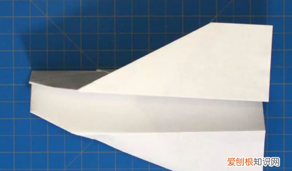御风者纸飞机怎么折,叠纸飞机怎么叠纸飞机?