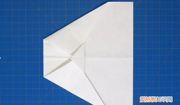 御风者纸飞机怎么折,叠纸飞机怎么叠纸飞机?