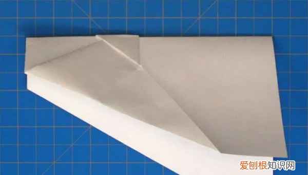 御风者纸飞机怎么折,叠纸飞机怎么叠纸飞机?