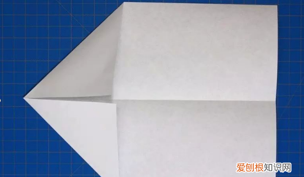 御风者纸飞机怎么折,叠纸飞机怎么叠纸飞机?