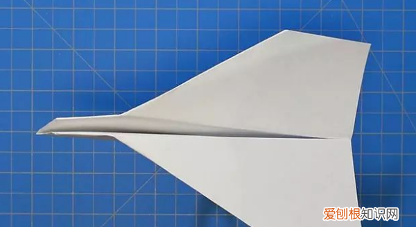 御风者纸飞机怎么折,叠纸飞机怎么叠纸飞机?