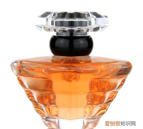 高颜值香水超好闻超迷人持久淡香