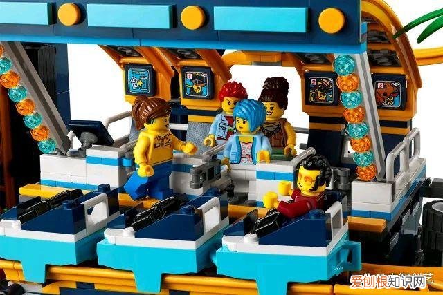 乐高推出「 Loop Coaster 环形云霄飞车」套组