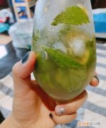 莫吉托喝起来什么味道，在酒吧女生适合喝什么酒