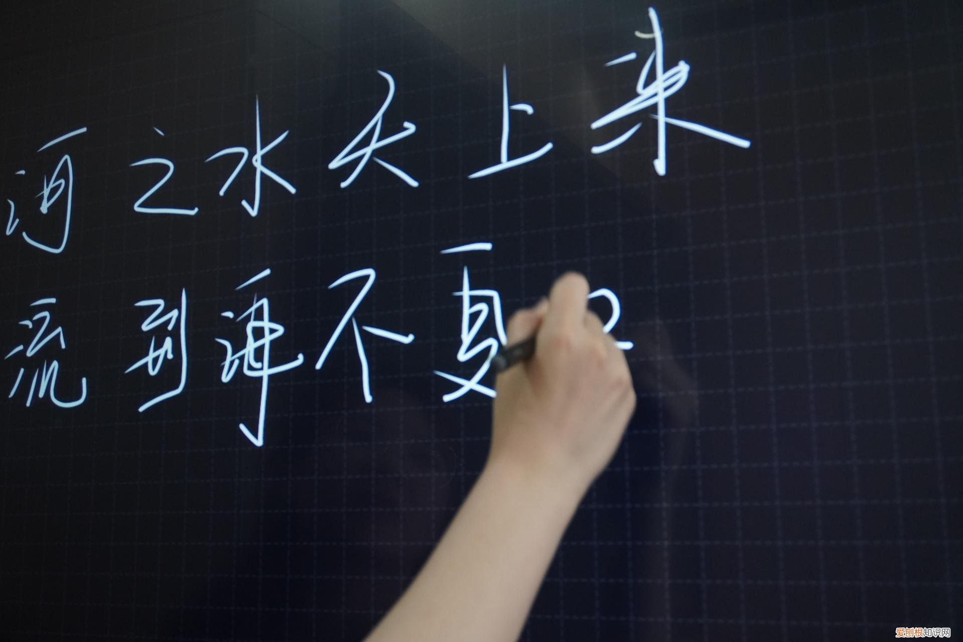 惊艳亮相！海信Vision Hub会议平板