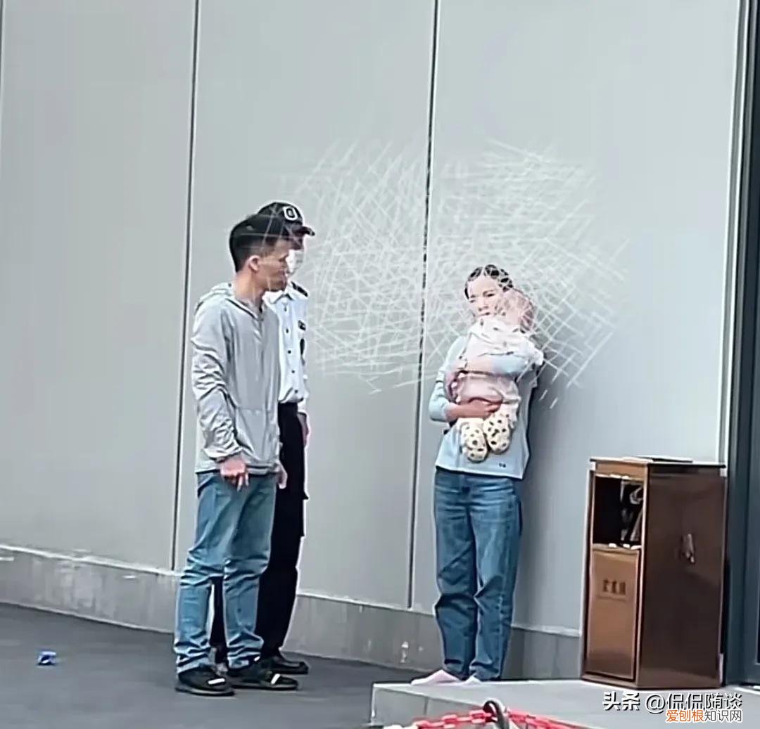 事发广州，一女子抱着娃遭男子挥拳打脸