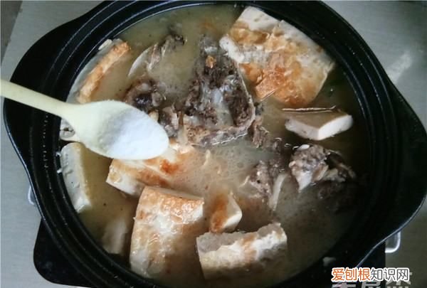 砂锅豆腐汤的做法，天津的砂锅豆腐的汤怎么个做法好吃