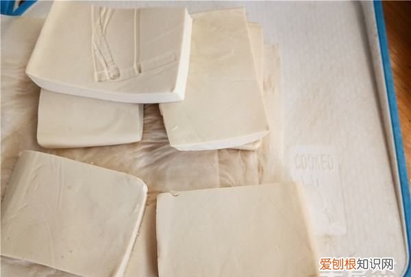 砂锅豆腐汤的做法，天津的砂锅豆腐的汤怎么个做法好吃