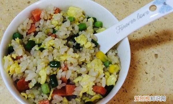 剩米饭的最简单的做法,剩米饭的做法都有哪些呢