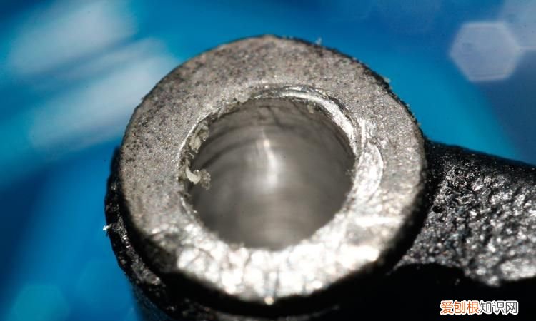 螺丝滑丝空转如何拧紧