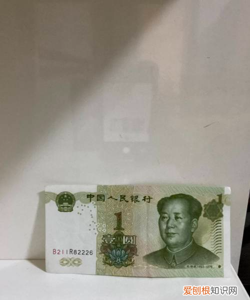 cd如何翻转,怎样把字体变成镜面