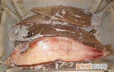 扁扁的大片鱼是什么鱼,有种圆圆扁扁的鱼皮有点黄是什么鱼