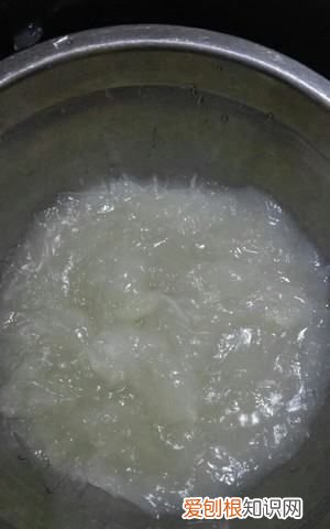 怎么自己制作好吃的焖子,如何制作好吃的猪头肉焖子