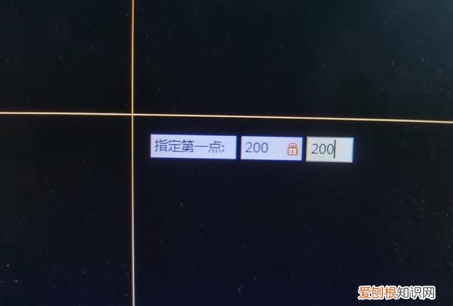 如何在cad中输入坐标点,CAD如何输入坐标点和点名