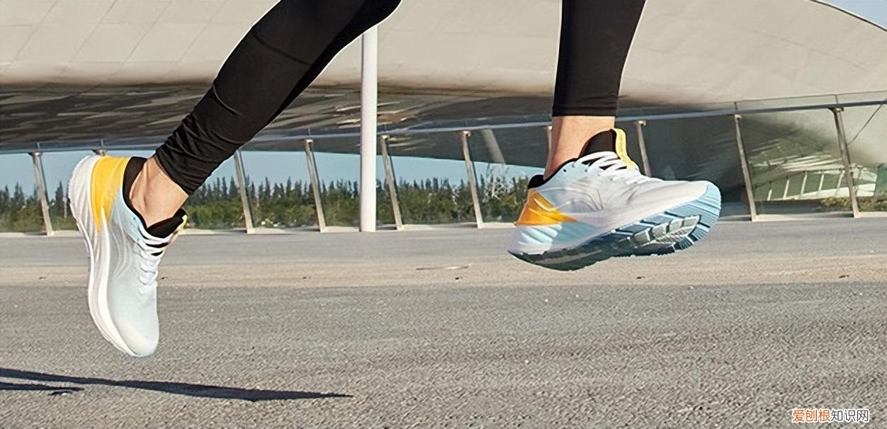 李宁2023年，全新一代跑鞋矩阵