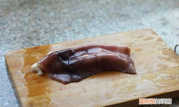 鱿鱼既简单又好吃的做法，鱿鱼怎么做好吃又简单的家常做法