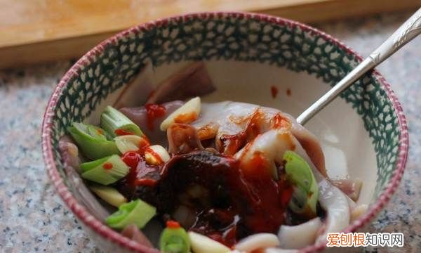 鱿鱼既简单又好吃的做法，鱿鱼怎么做好吃又简单的家常做法