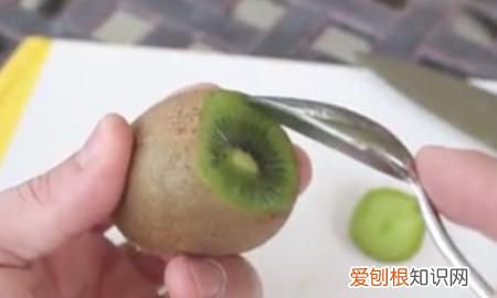 猕猴桃怎么去皮，猕猴桃怎么剥皮