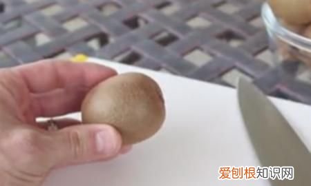 猕猴桃怎么去皮，猕猴桃怎么剥皮