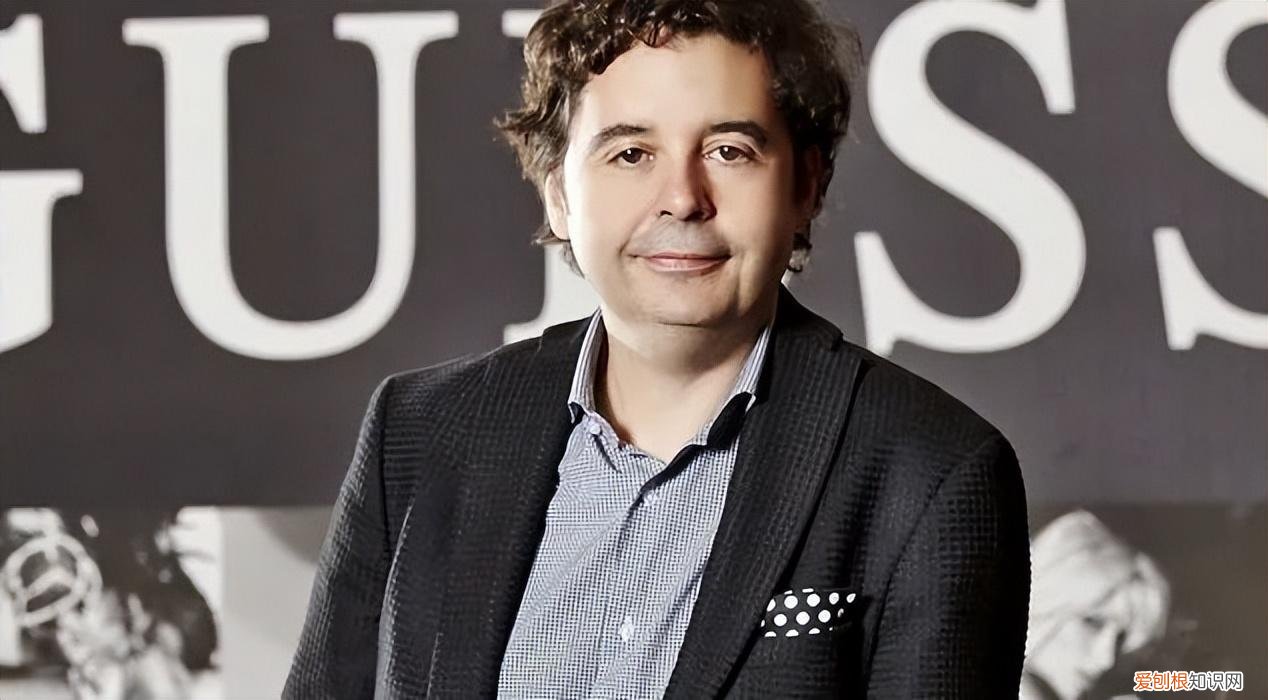 英国百年鞋履Clarks,可能要姓李了