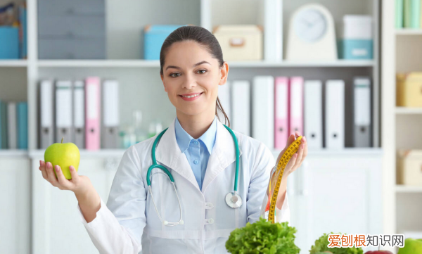 初级营养师报考条件，初级营养师证怎么考有什么条件