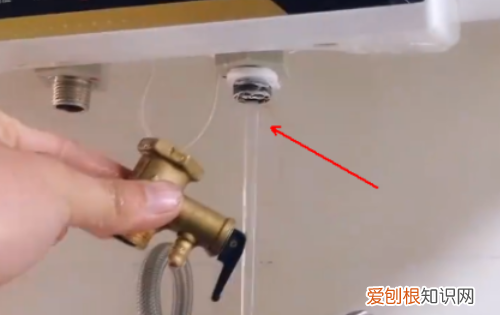 海尔热水器排水怎么排