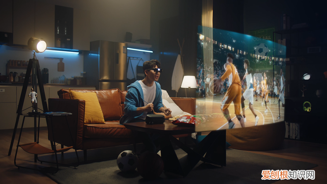 随身大屏影院级体验 华为首款智能观影眼镜正式发布