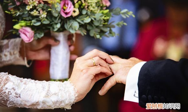 7年是什么婚,结婚7年是什么婚?送什么结婚七周年纪念礼物?