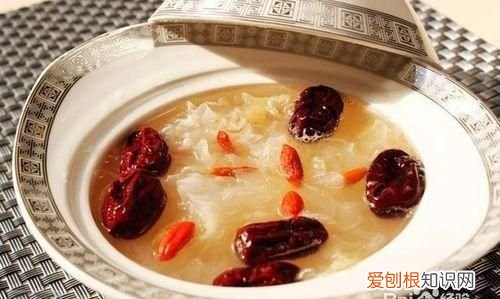 银耳汤冷藏可以放多久,银耳莲子羹放冰箱可以多久