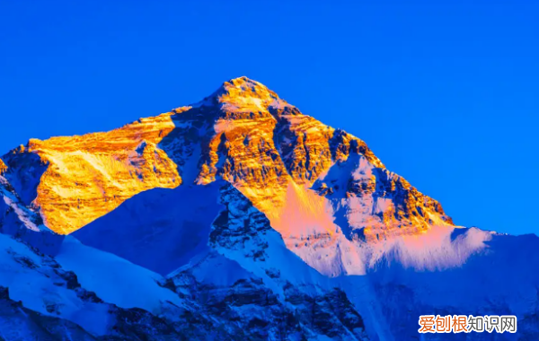 珠穆朗玛峰高多少米