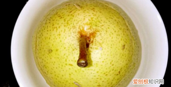 川贝母蒸梨的做法，一个梨子放多少克贝母蒸