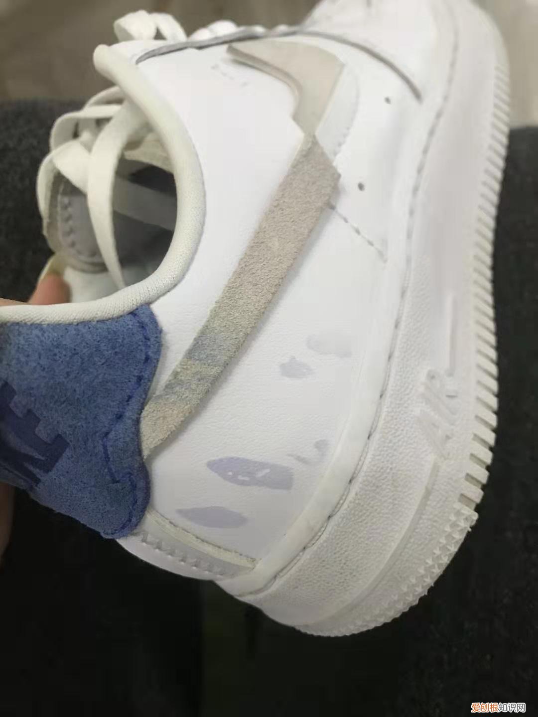 专业洗鞋店告诉你如何清洗Yeezy椰子鞋