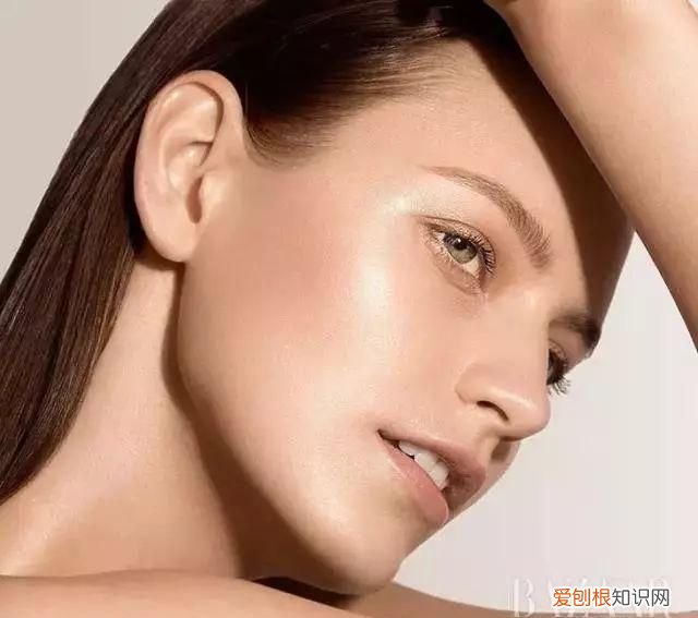 林允拿肥皂洗手液洗脸,林允自曝肥皂洗脸