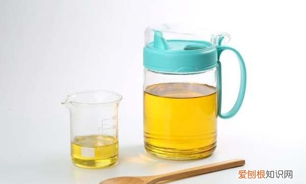 煎牛排放油，煎牛排要用什么黄油煎出来好吃