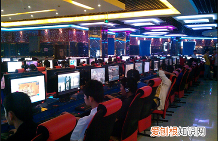 在网吧上网怎么自助下机，网吧用身份证上网应该怎样下机呢