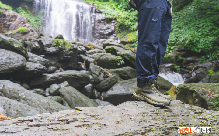户外玩家钟爱的顶级品牌始祖鸟ARC’TERYX登山鞋的测评