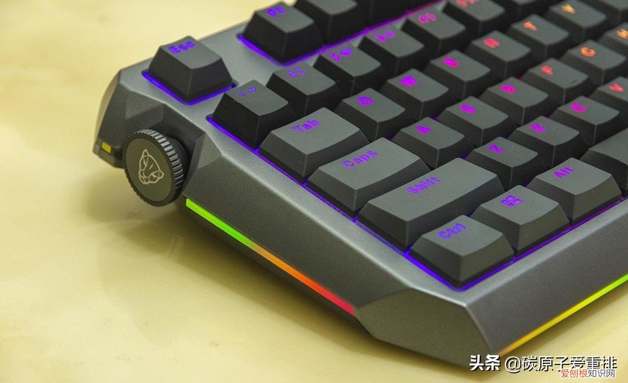 MOTOSPEED摩豹CK80机械键盘体验