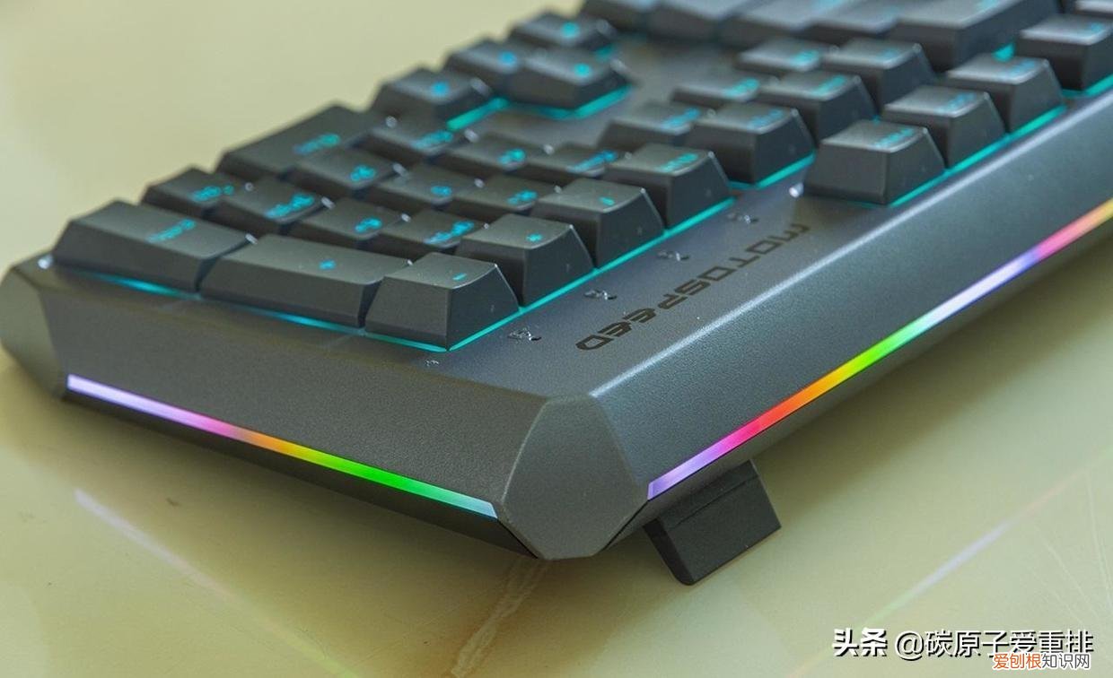 MOTOSPEED摩豹CK80机械键盘体验
