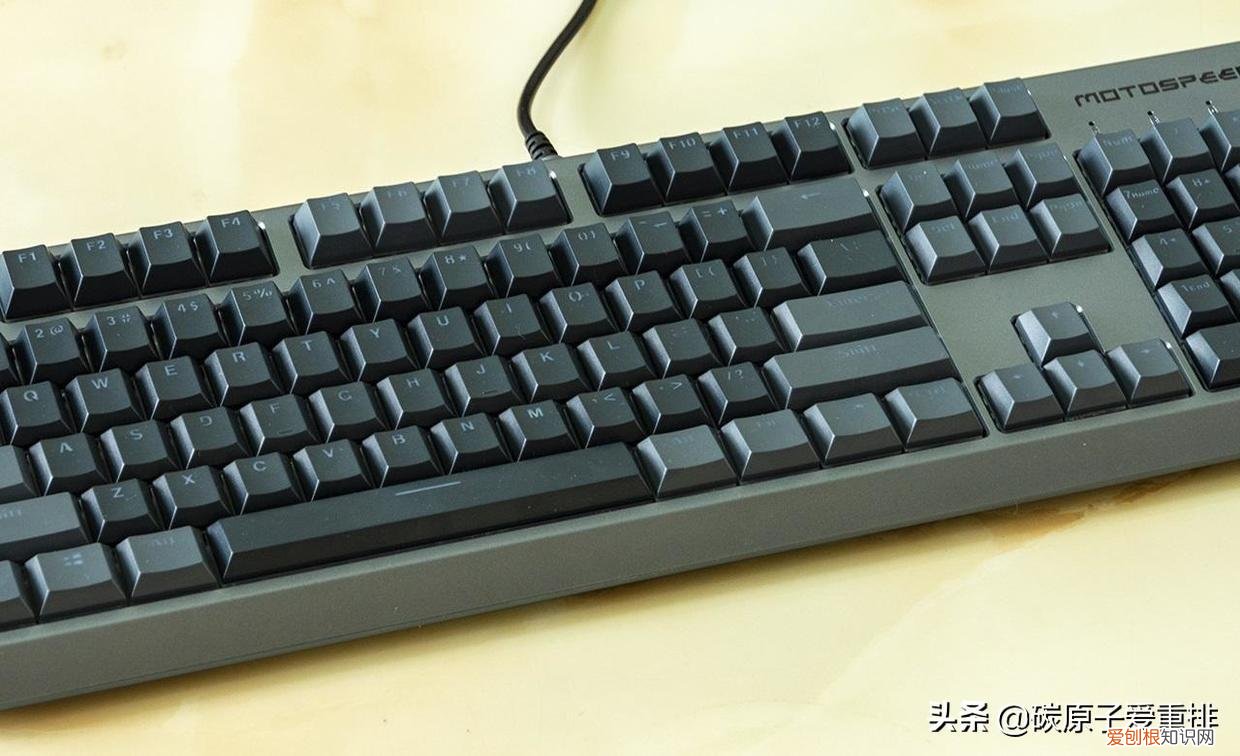 MOTOSPEED摩豹CK80机械键盘体验