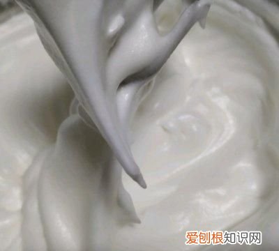 8个鸡蛋古早蛋糕做法最佳配方 如何做简单又好吃的古早蛋糕