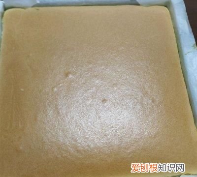 8个鸡蛋古早蛋糕做法最佳配方 如何做简单又好吃的古早蛋糕